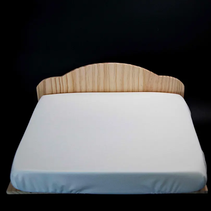 Four-corner wrapped bedspread, comfortable fabric, dust and mite proof